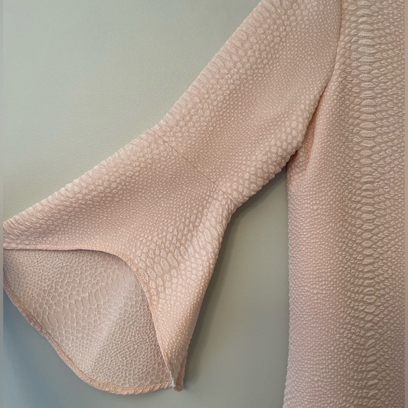 Textured blouse - Picture 2 of 3